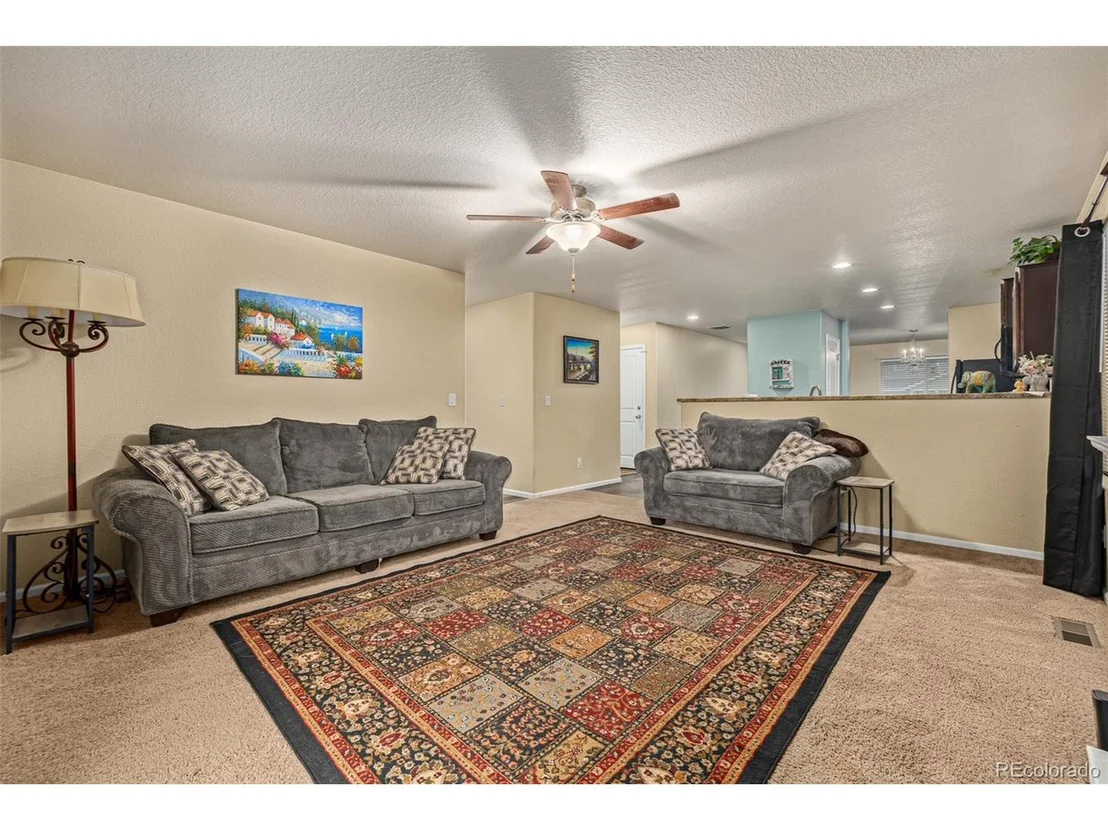 Photo of 47351 Iris Ave