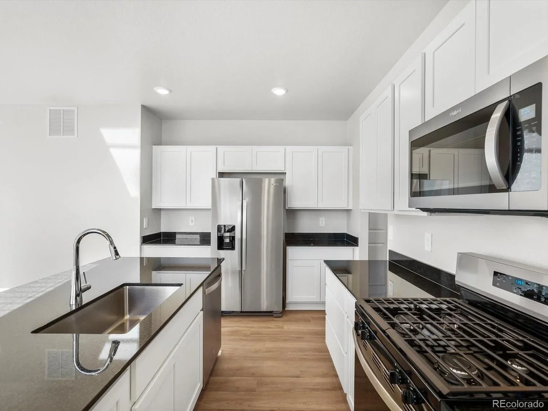 Photo of 4641 Sunsplash Way