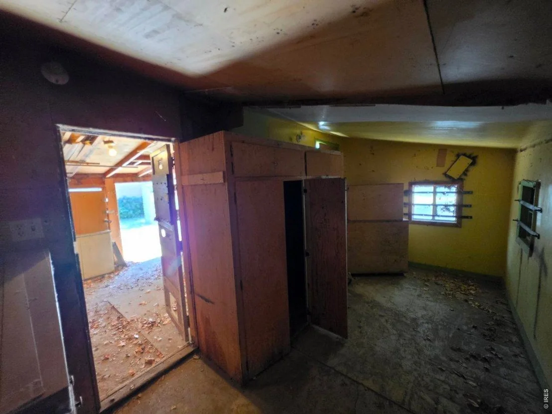Photo of 310 N 8th Ave