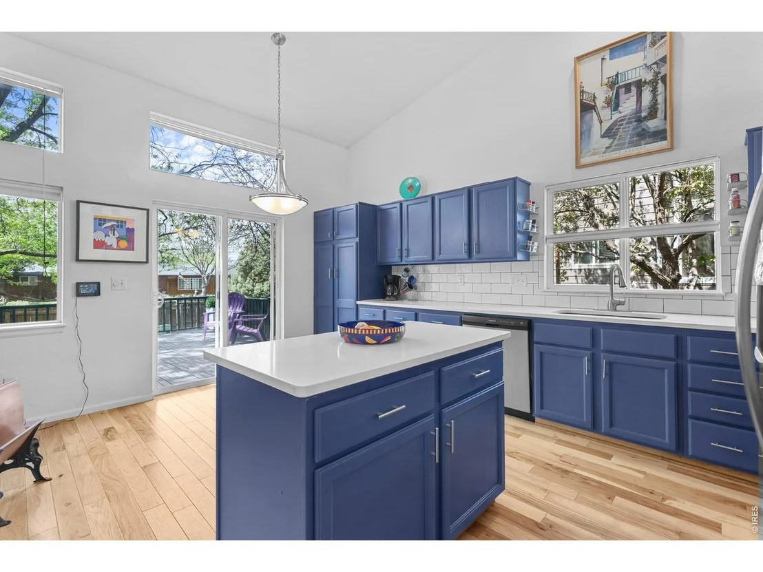 Photo of 657 Nelson Park Dr