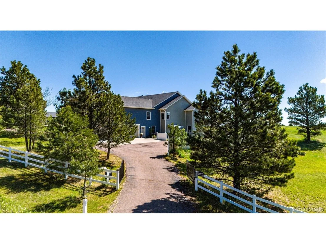 Photo of 1473 Tomichi Dr