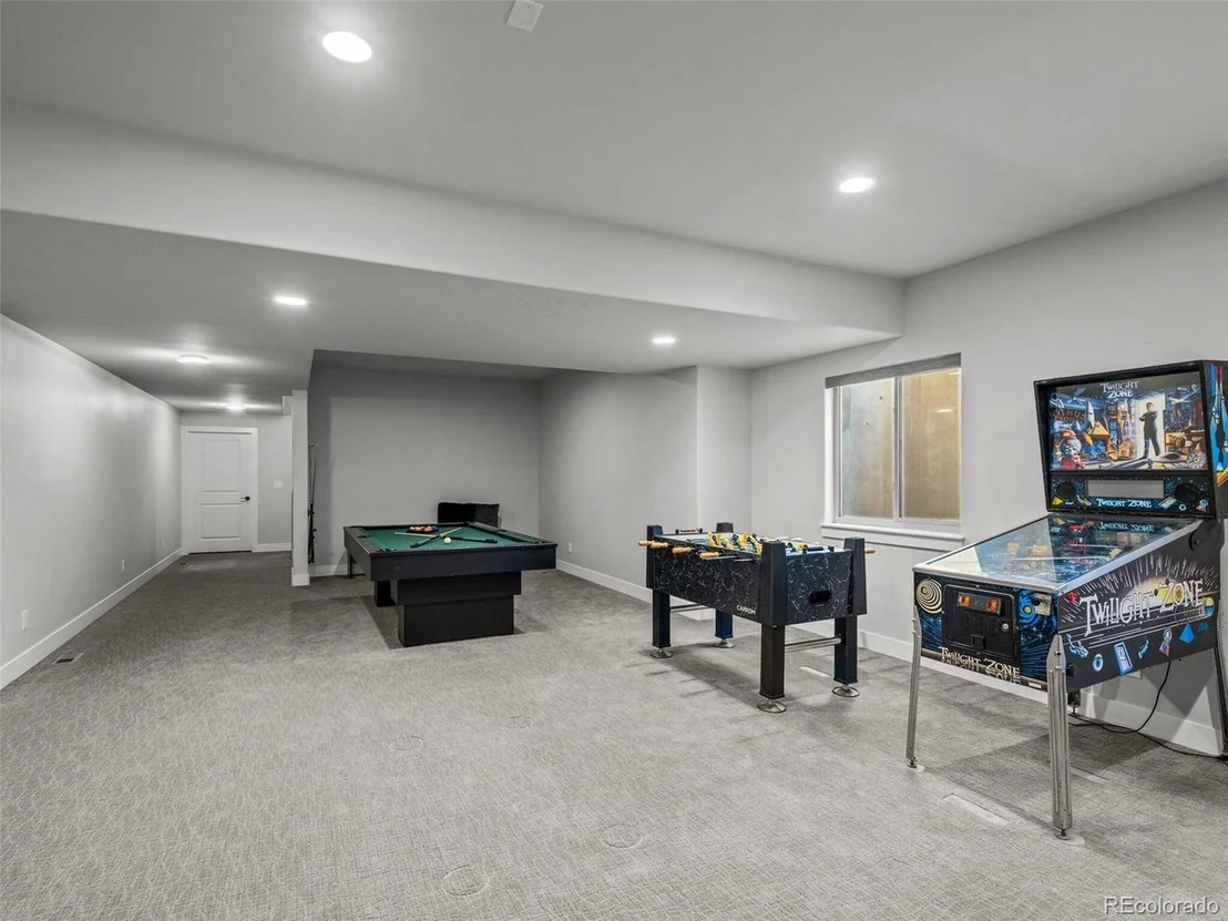 Photo of 9487 Winding Hill Way