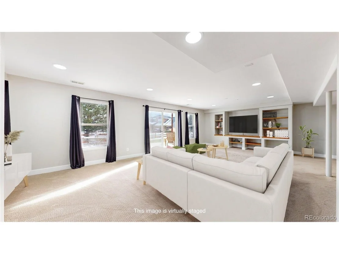 Photo of 15548 W 75th Pl