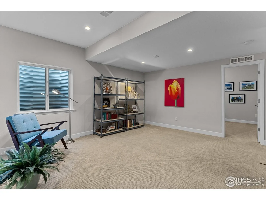 Photo of 4859 Maxwell Ave