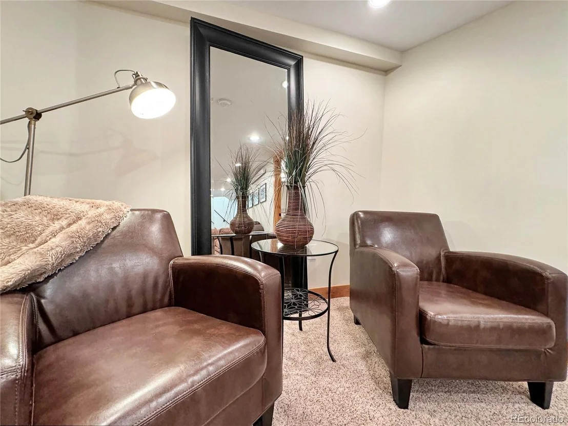 Photo of 230 Balsh Blvd