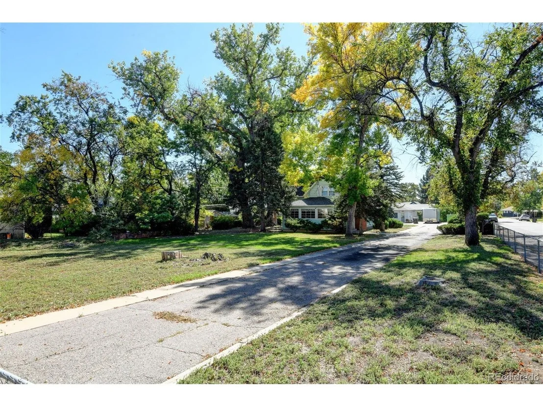 Photo of 6820 W 68th Ave