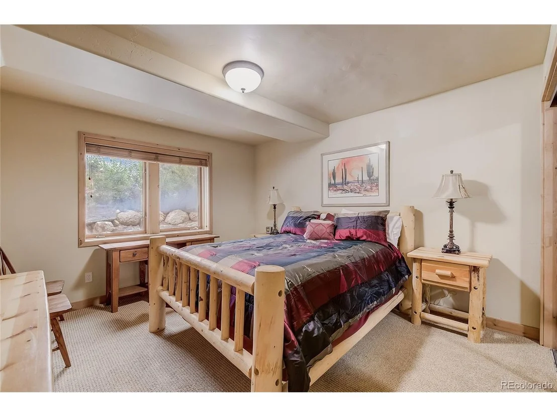 Photo of 406 Kestrel Ln