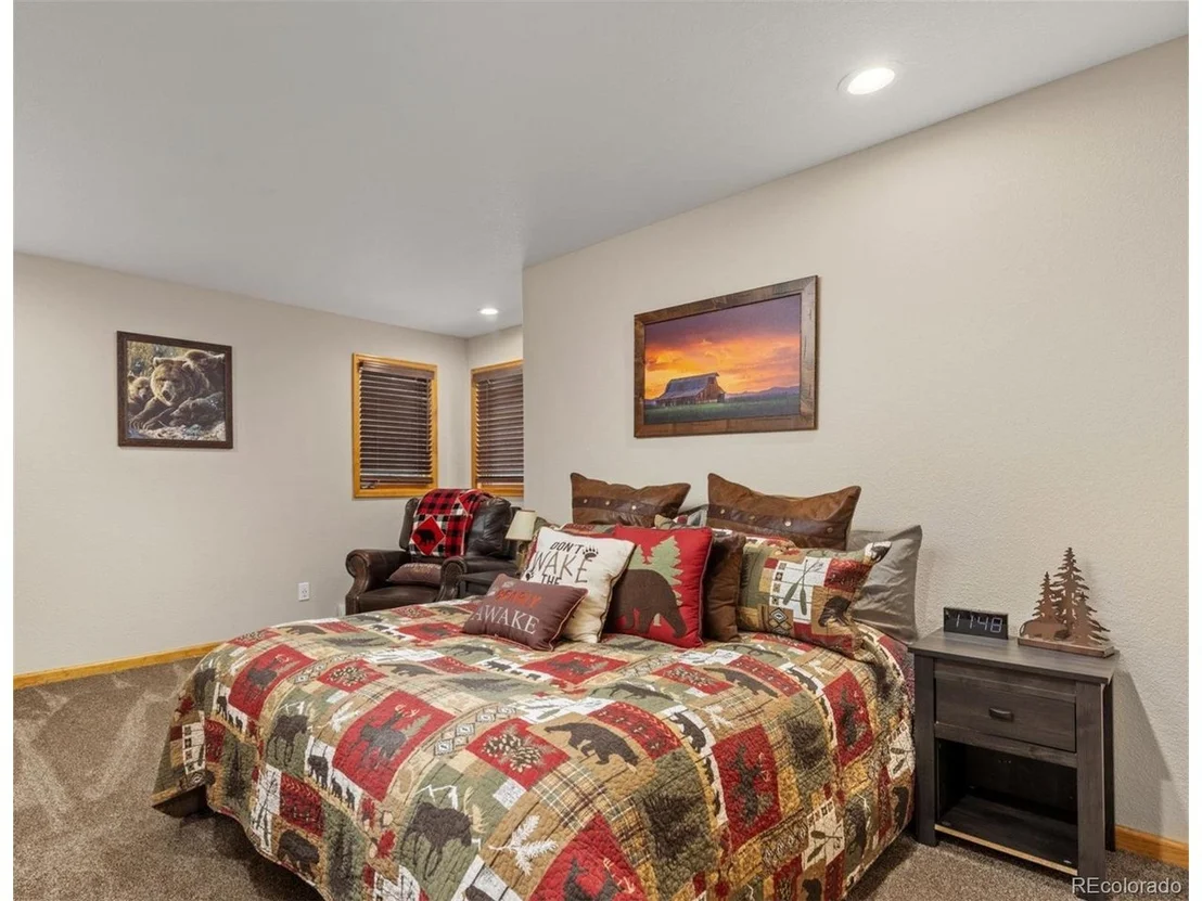 Photo of 1734 Mount Evans Blvd