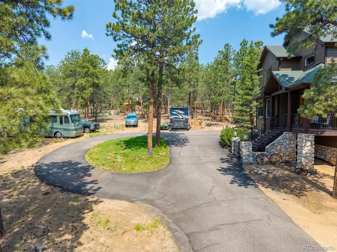Photo of 1734 Mount Evans Blvd