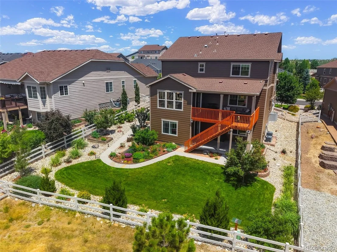 Photo of 6040 Clover Ridge Cir