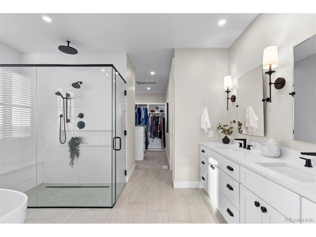 Photo of 2433 Fox View Trl