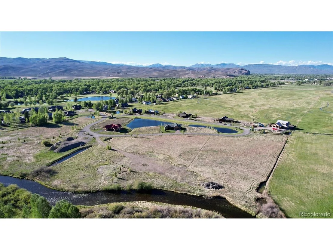 Photo of 71 Tomichi Creek Loop