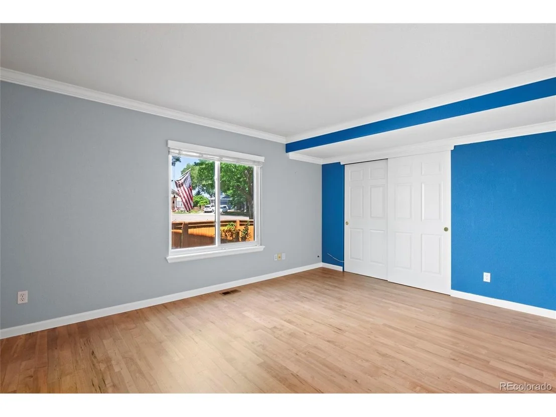 Photo of 6846 Edgewood Way