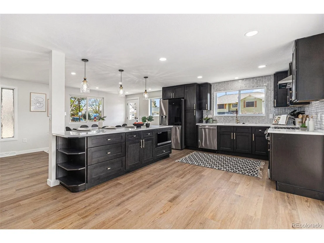 Photo of 6711 Field St