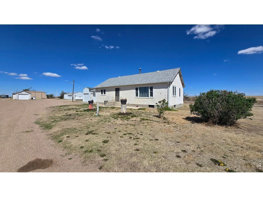 Photo of 37485 County Road 63