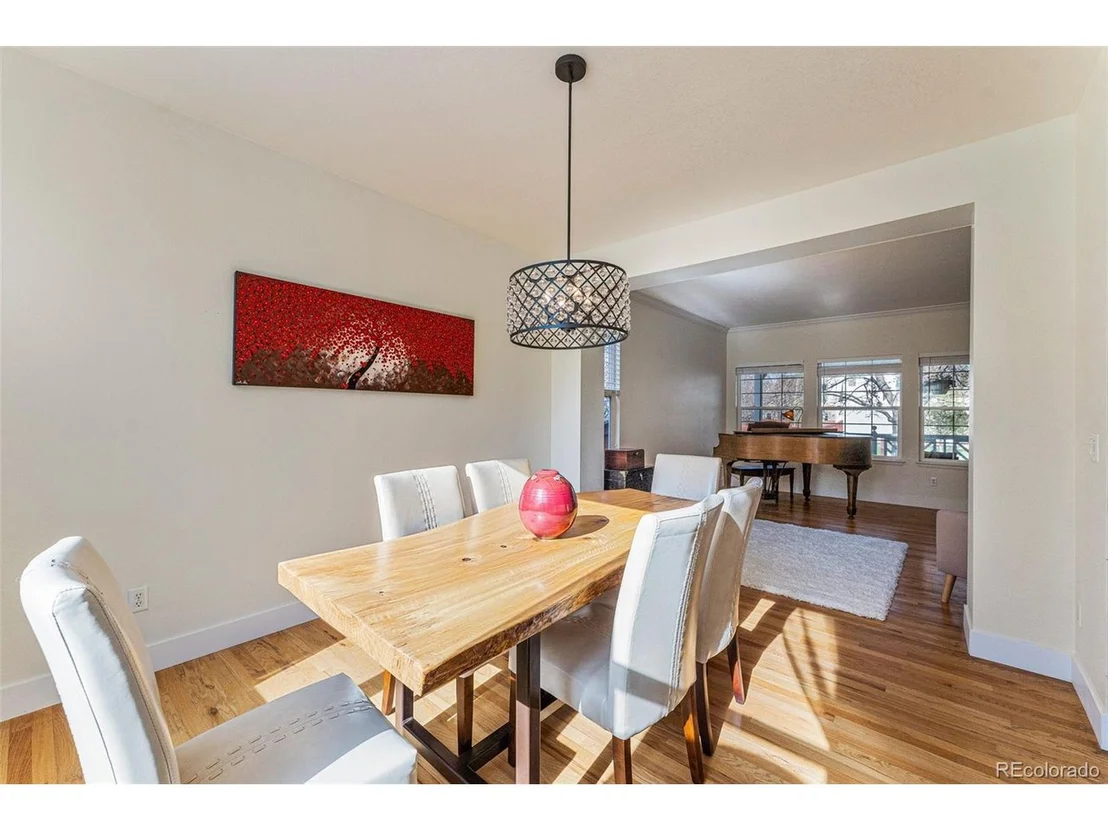 Photo of 321 Driftwood Cir