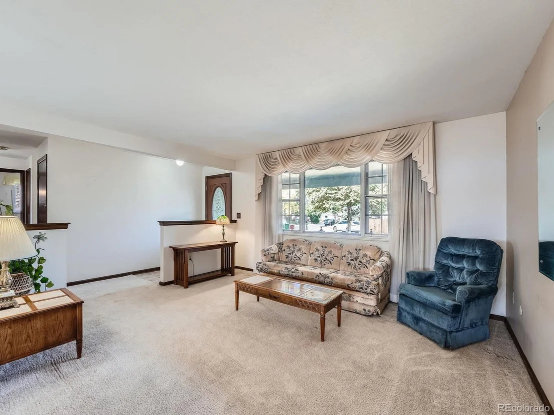 Photo of 603 Ouray Way