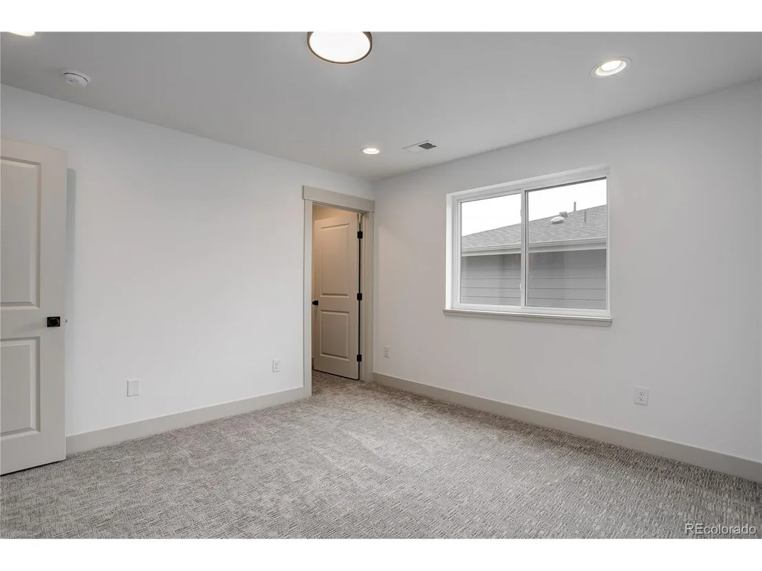 Photo of 9377 Iron Mountain Way