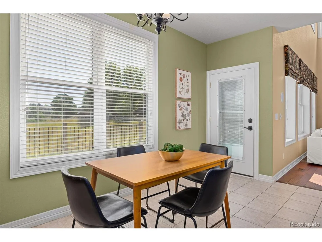 Photo of 375 Winterthur Way