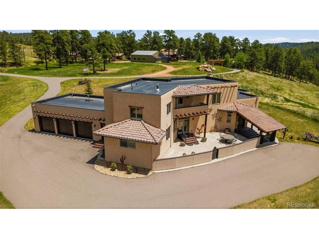 Photo of 28098 Green Valley Ln