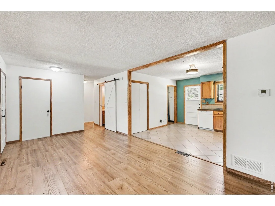 Photo of 1320 Garden Cir