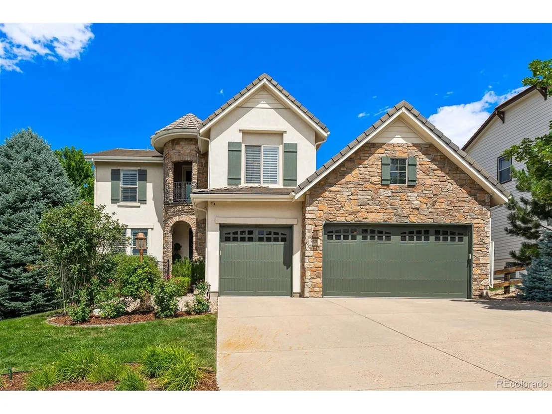Photo of 9721 Sunset Hill Pl