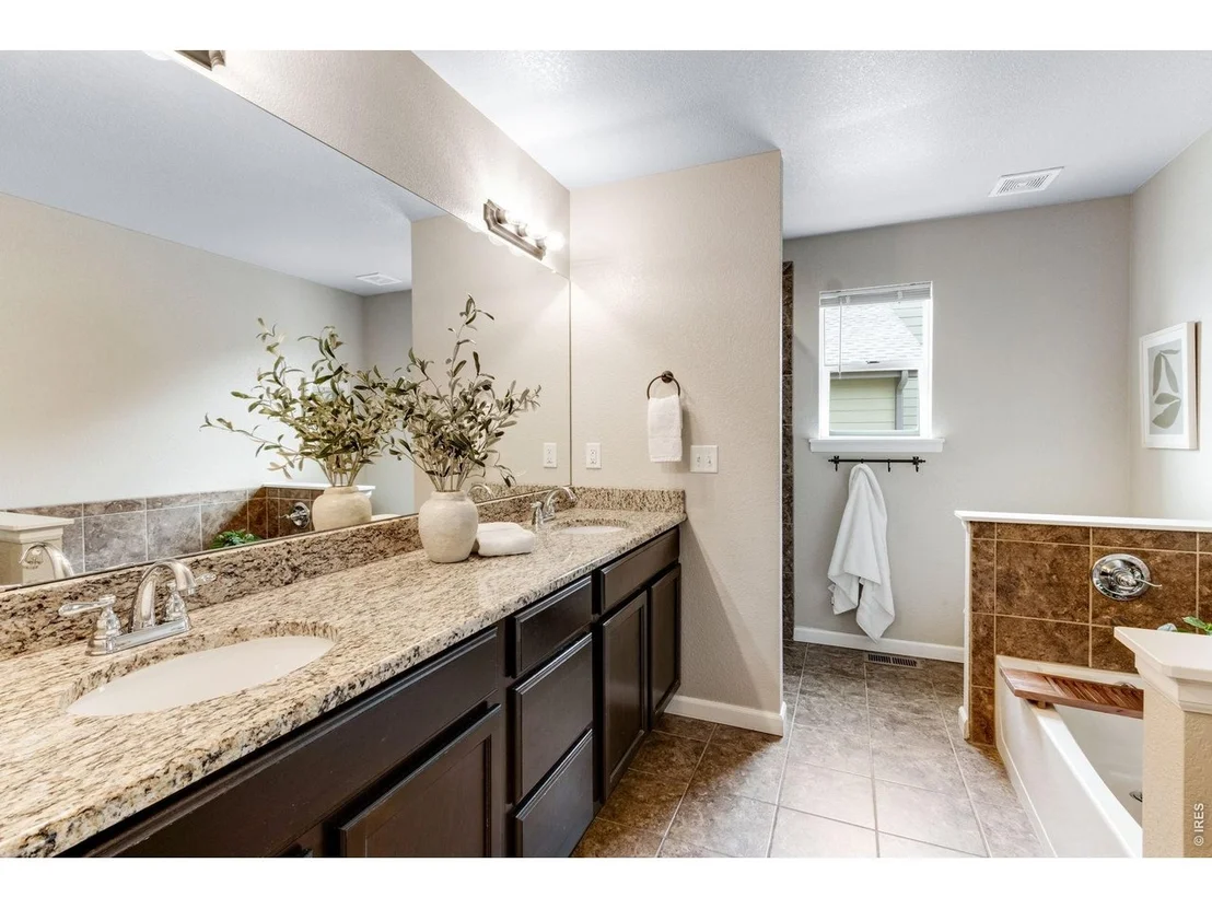 Photo of 405 Audubon Blvd