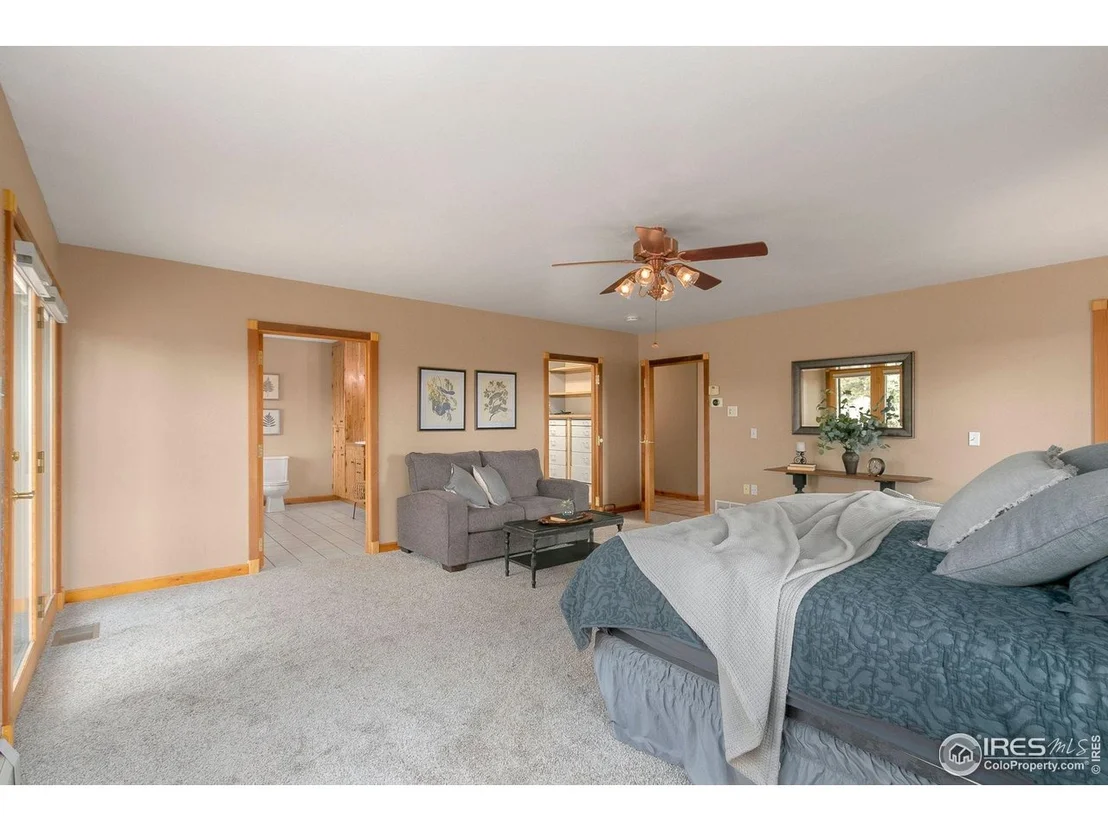 Photo of 9512 Red Mountain Rd