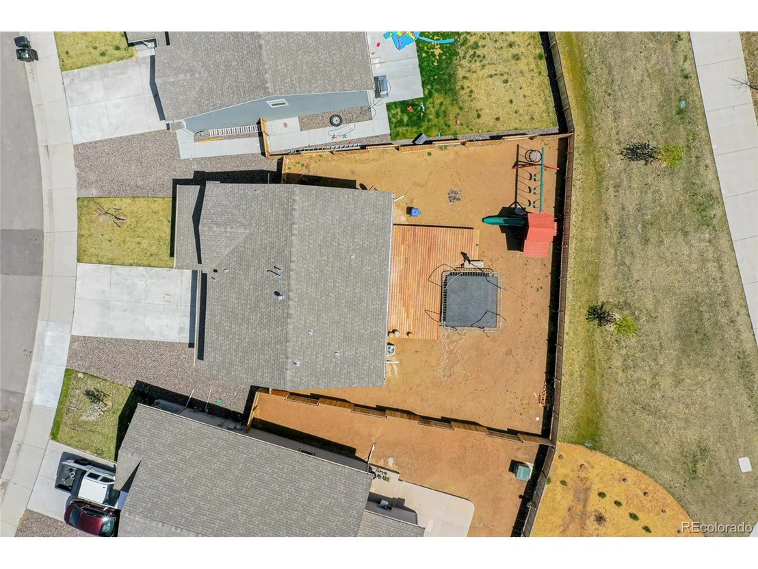 Photo of 47336 Lilac Ave