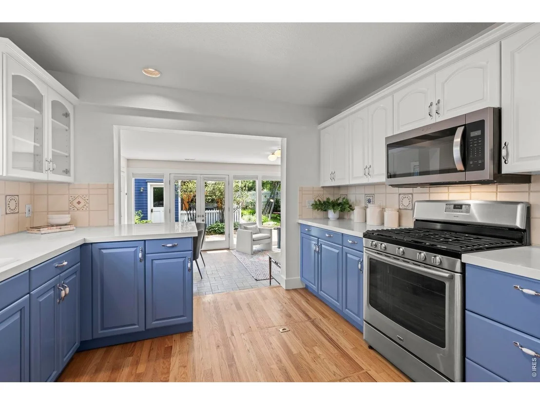 Photo of 804 Dewey Ave