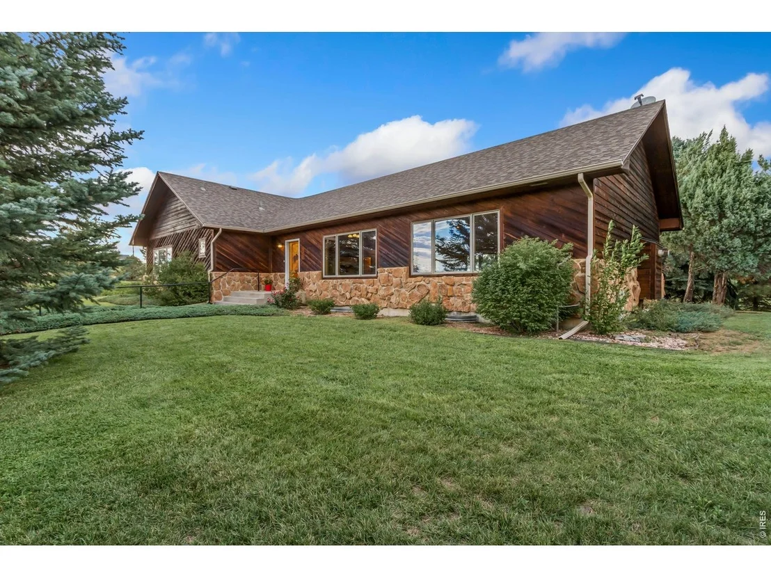 Photo of 400 Gait Cir