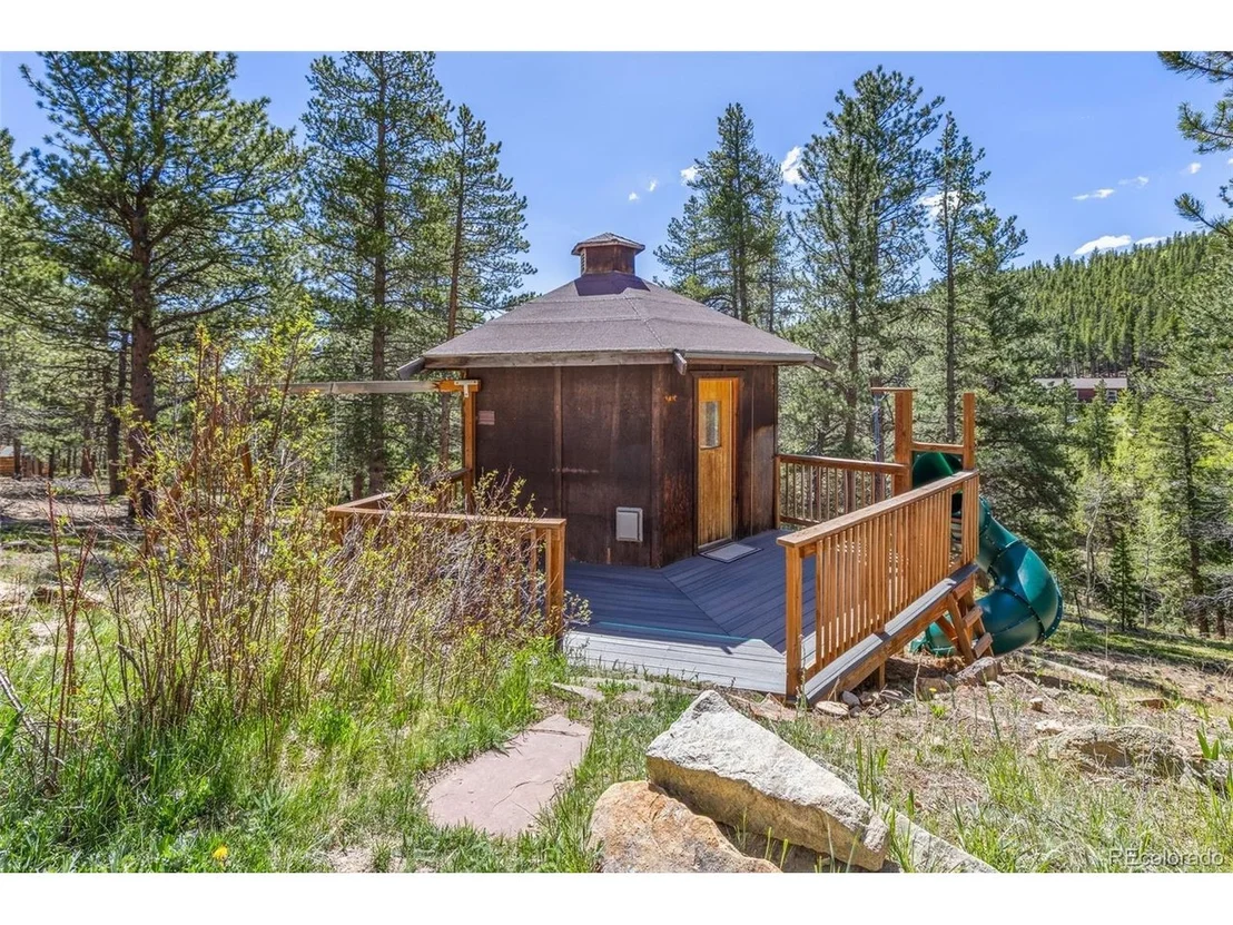 Photo of 414 Upper Travis Gulch Rd
