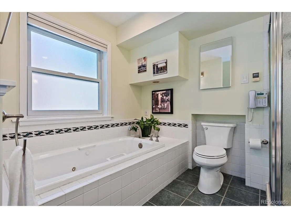 Photo of 244 Colorado Blvd