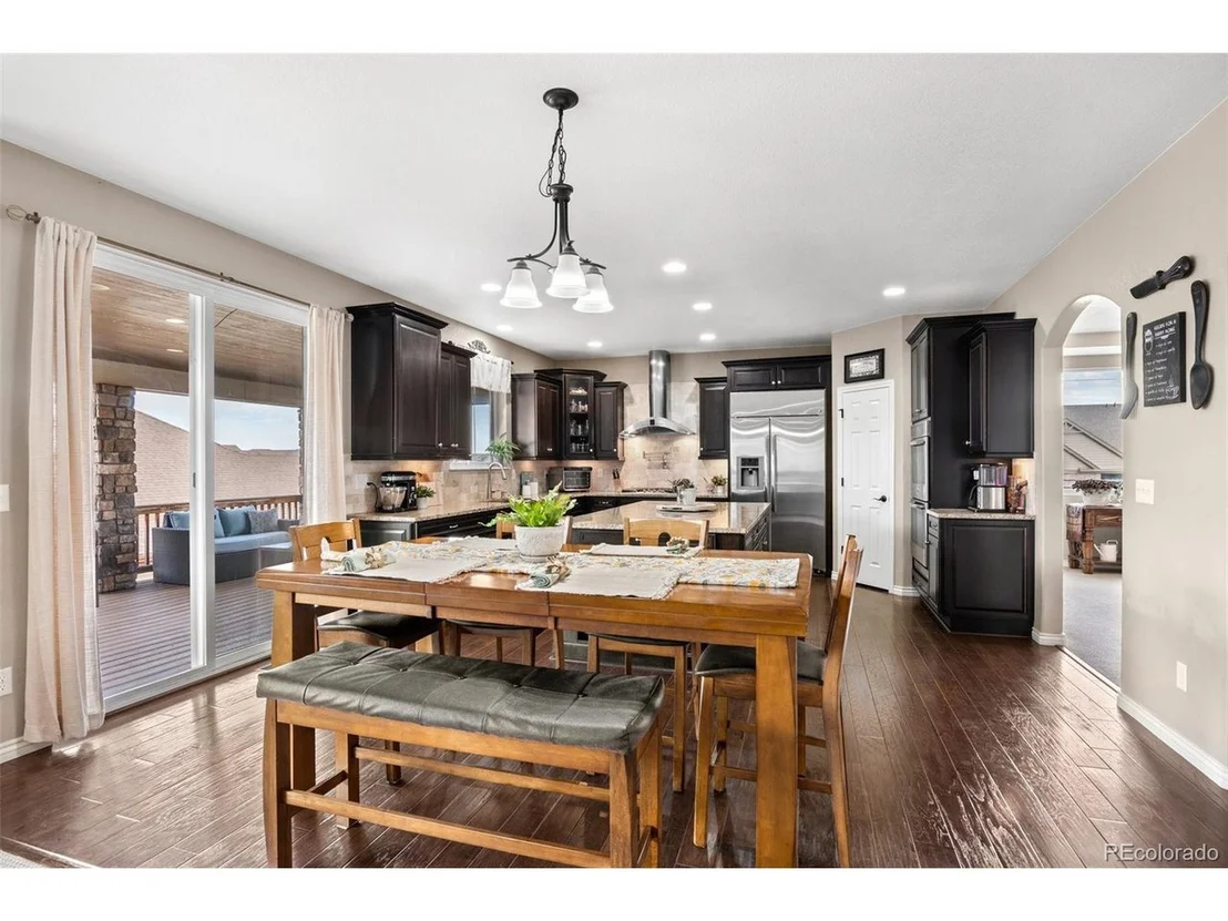 Photo of 8487 Rogers Loop