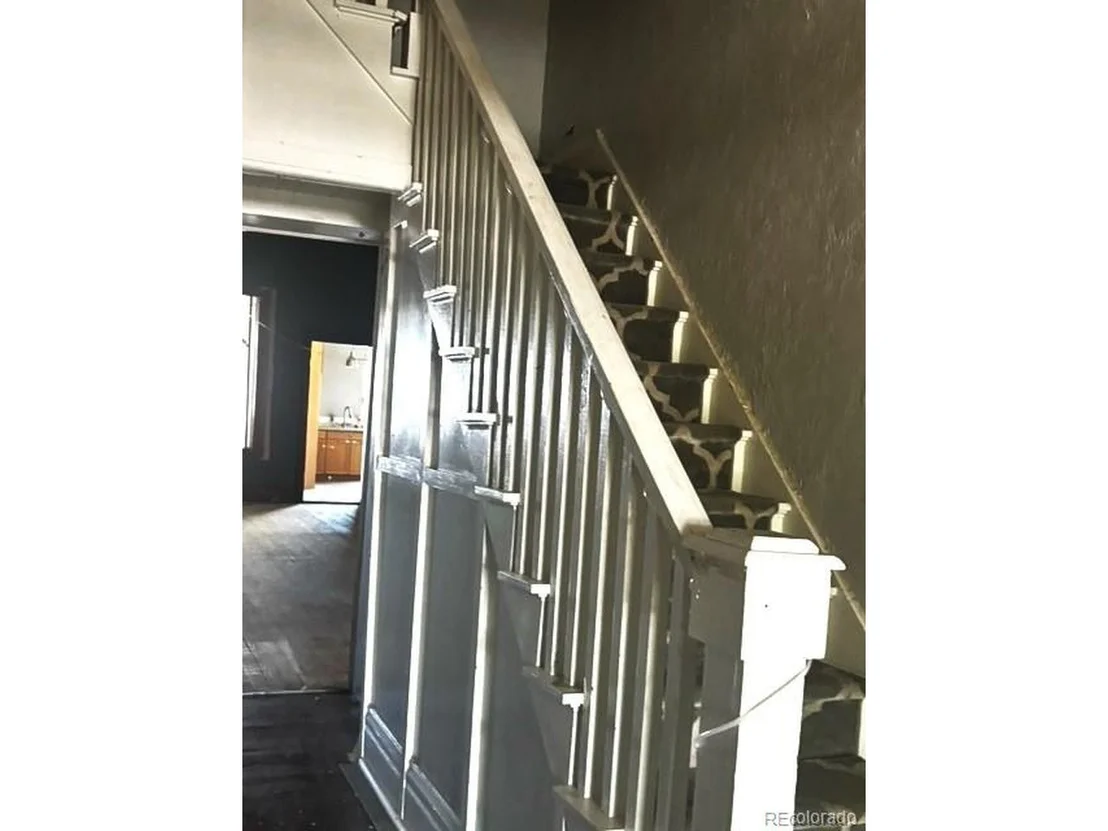 Photo of 331 Main St