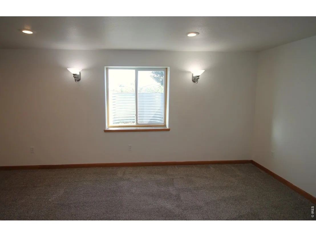 Photo of 209 W Hall St