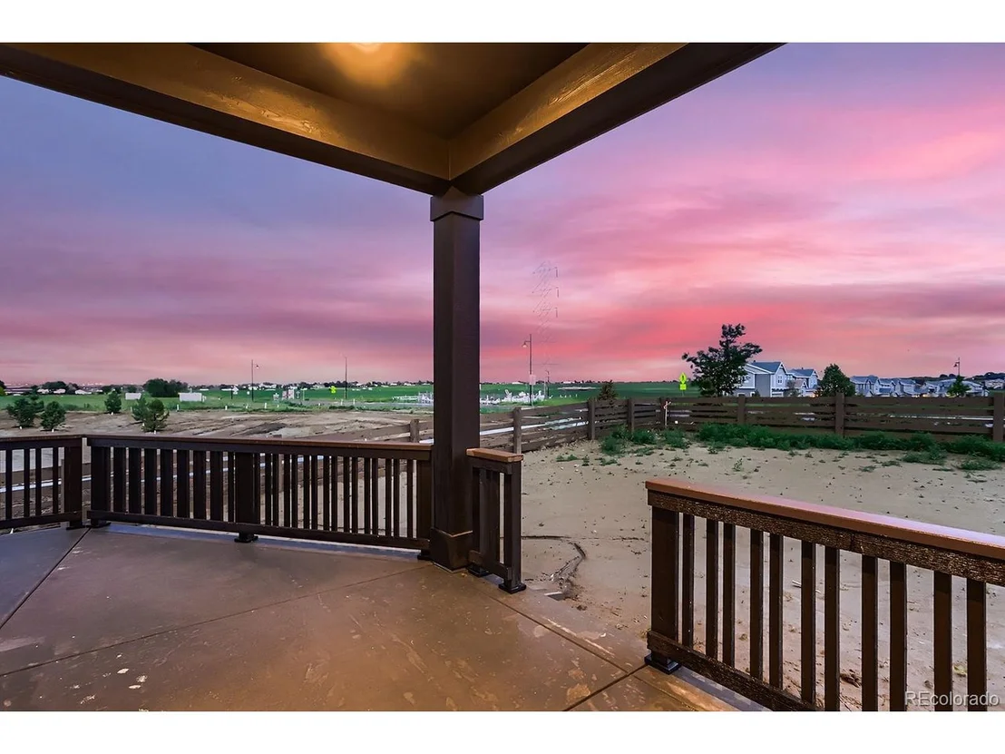 Photo of 895 Quarry Cir