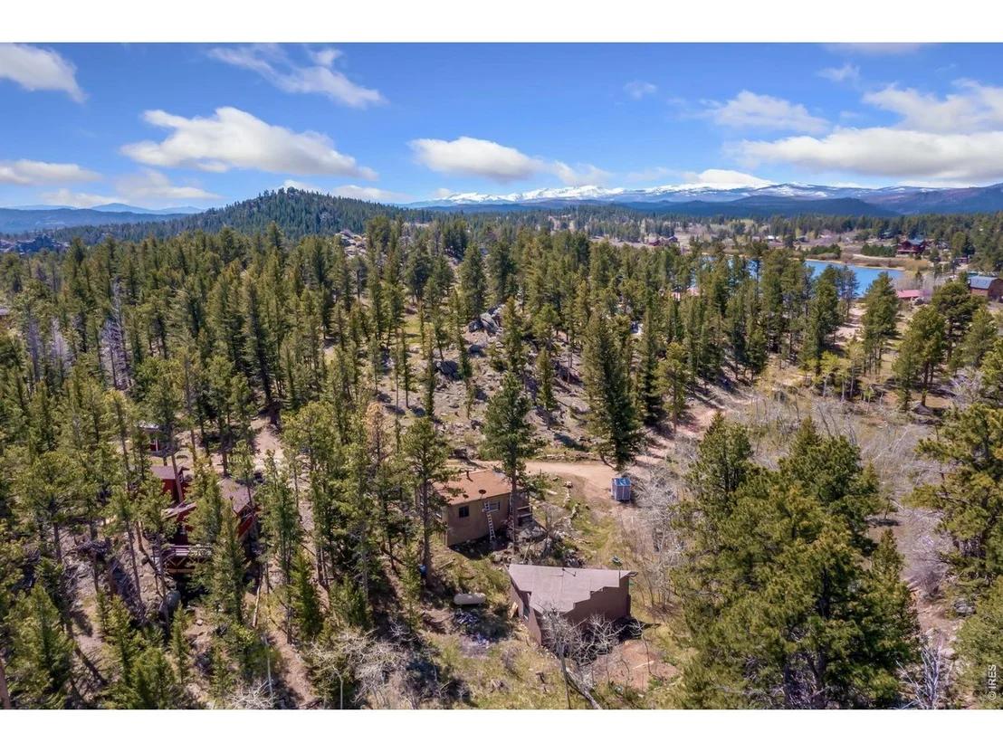Photo of 151 Columbine Dr