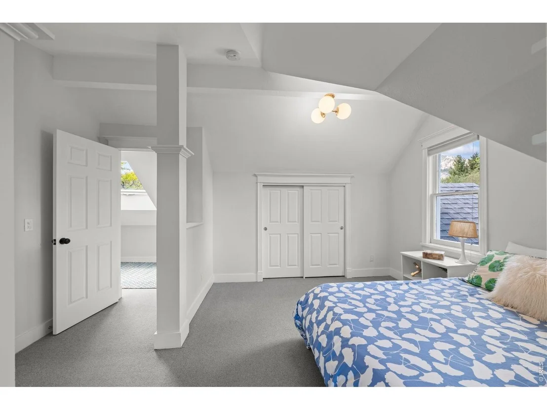 Photo of 804 Dewey Ave