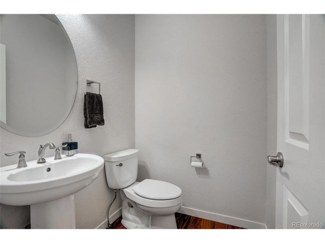 Photo of 305 Foxtail Dr