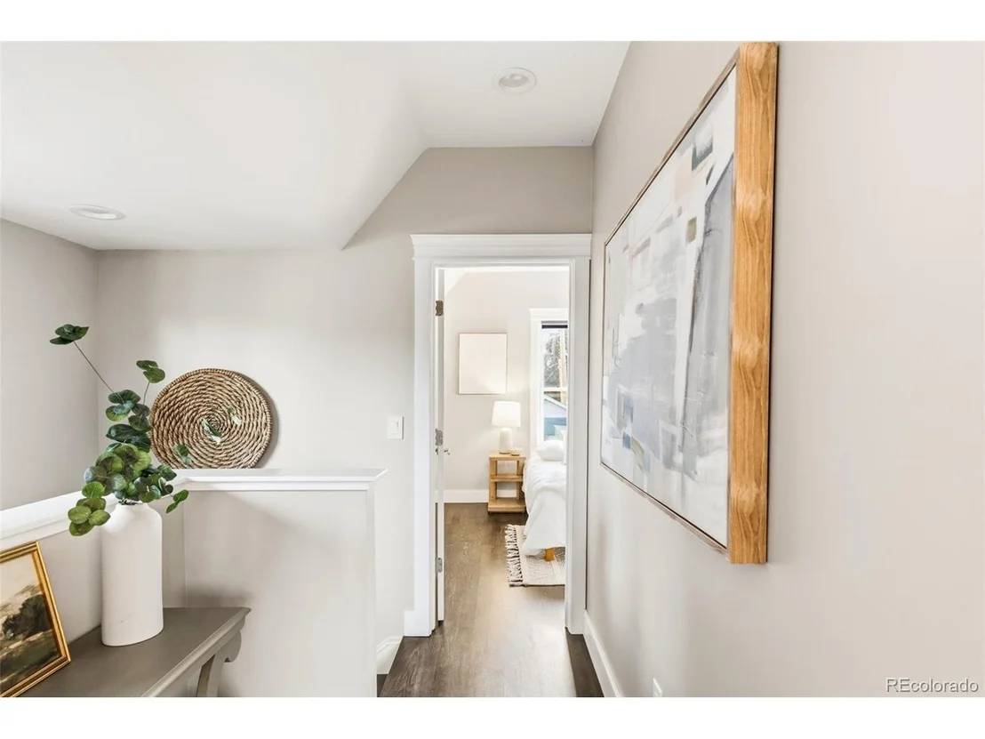 Photo of 3321 Bryant St