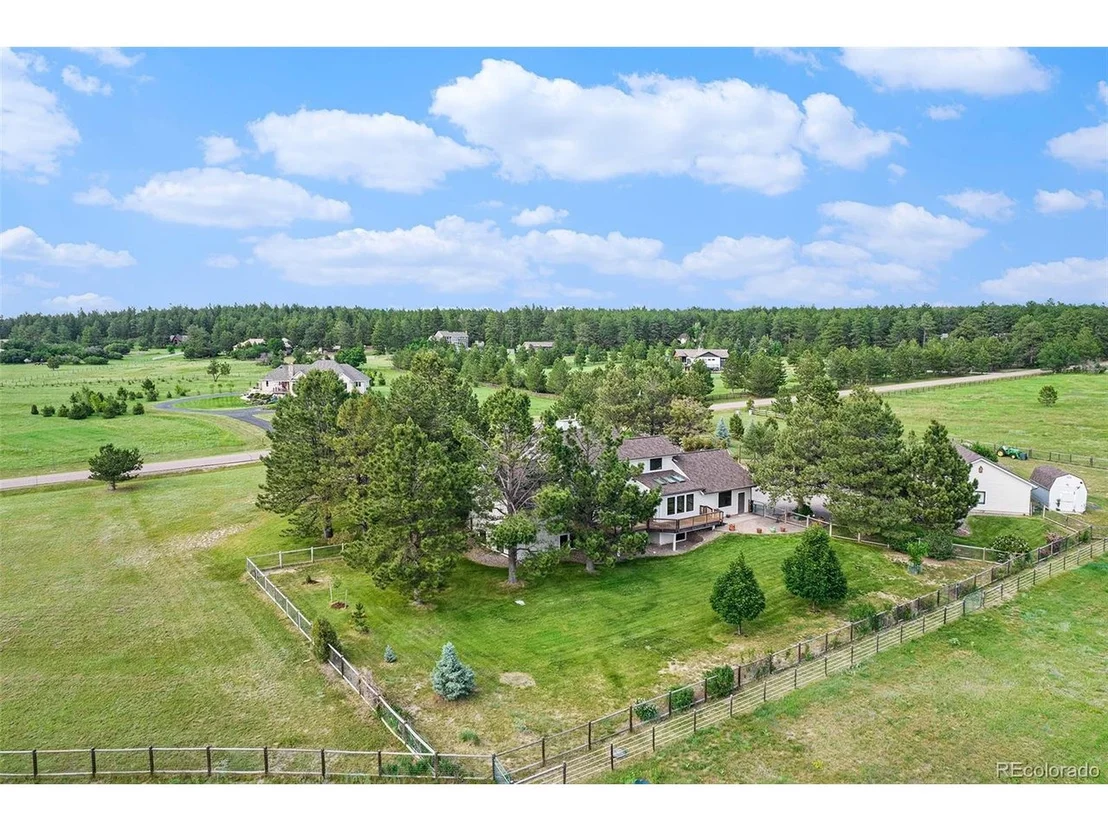 Photo of 497 Grey Squirrel Way