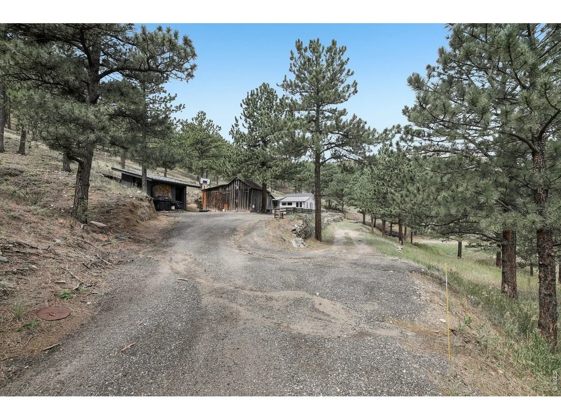 Photo of 281 County Road 83