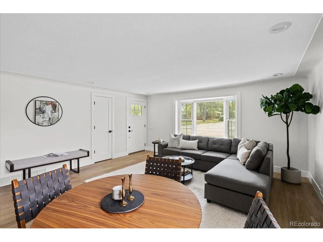 Photo of 5500 Holland Dr