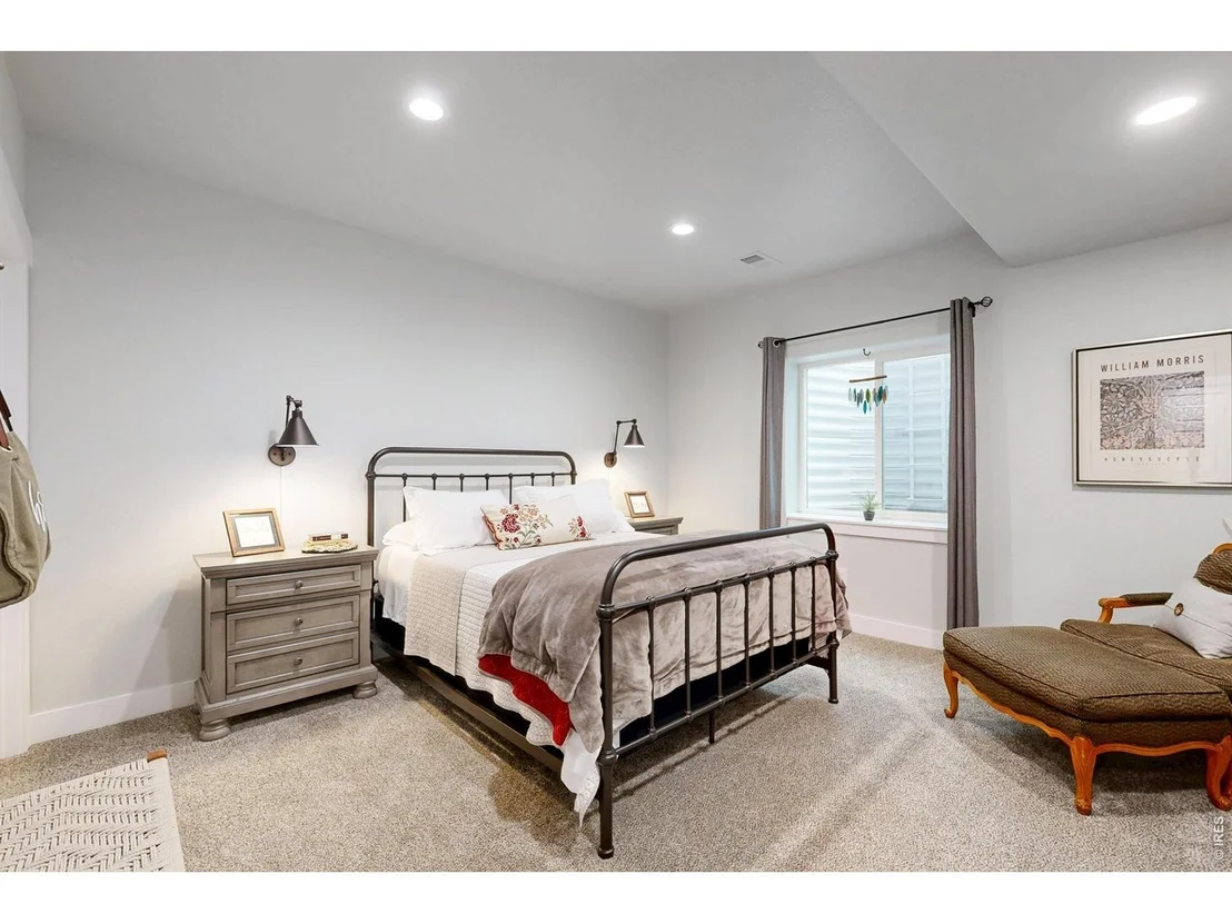 Photo of 360 Capitol Reef St