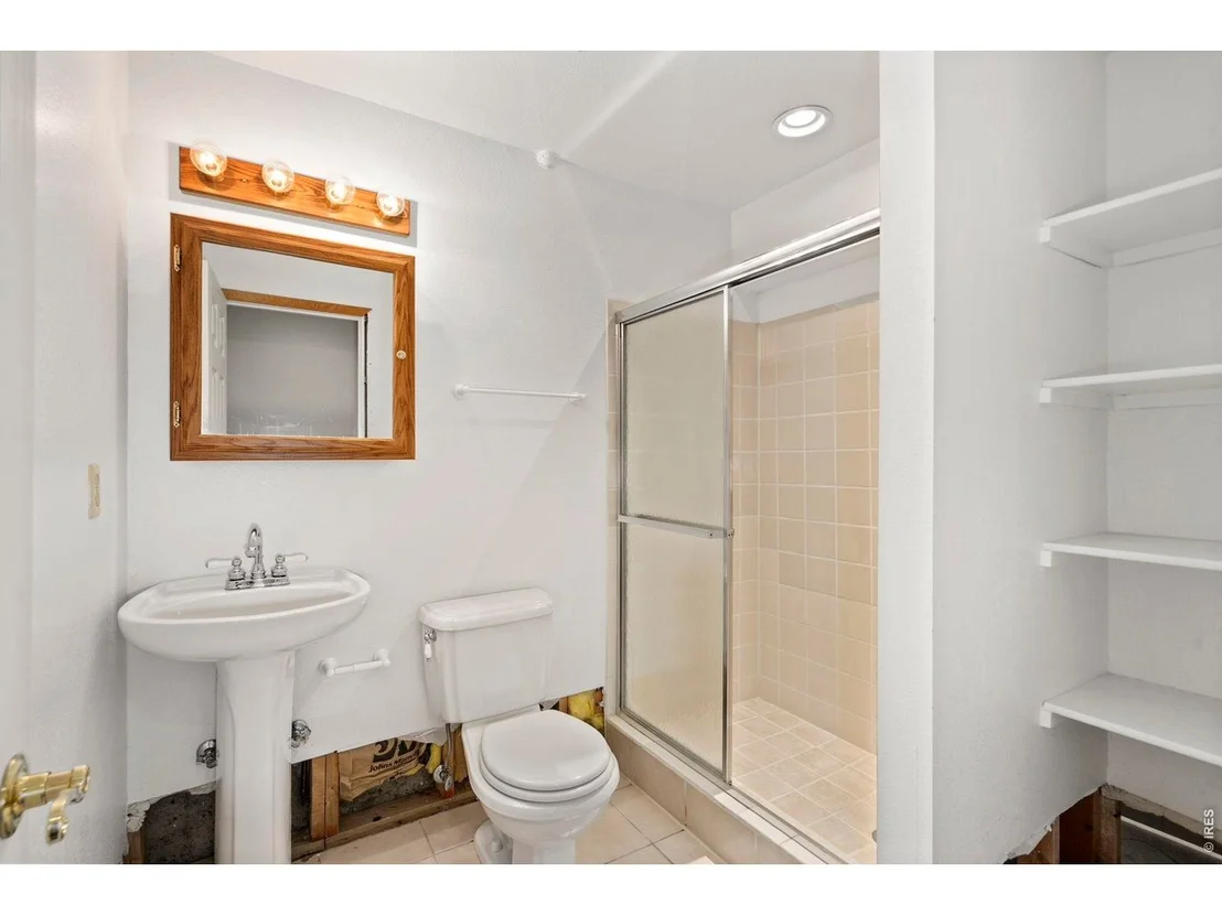 Photo of 532 Trailwood Cir