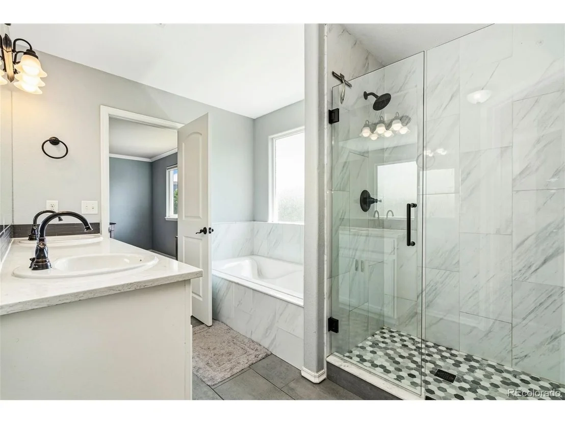 Photo of 2055 Vineyard Ct