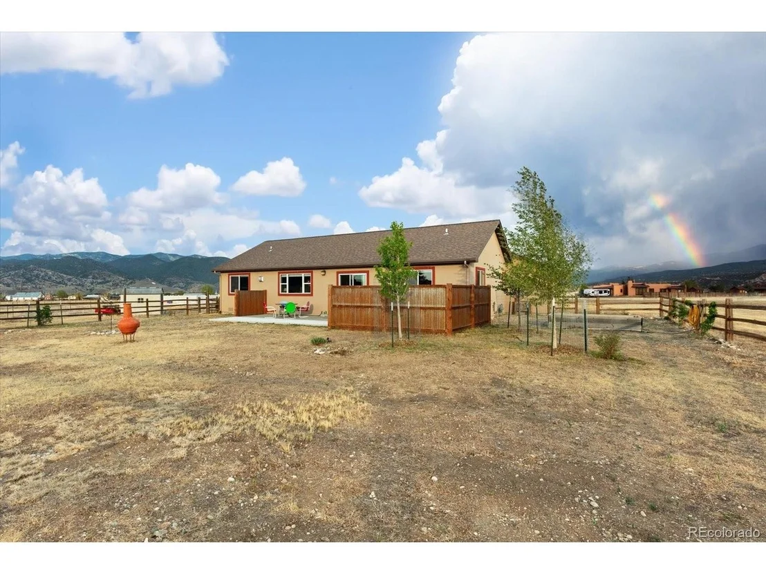 Photo of 7640 Meadowlark Dr