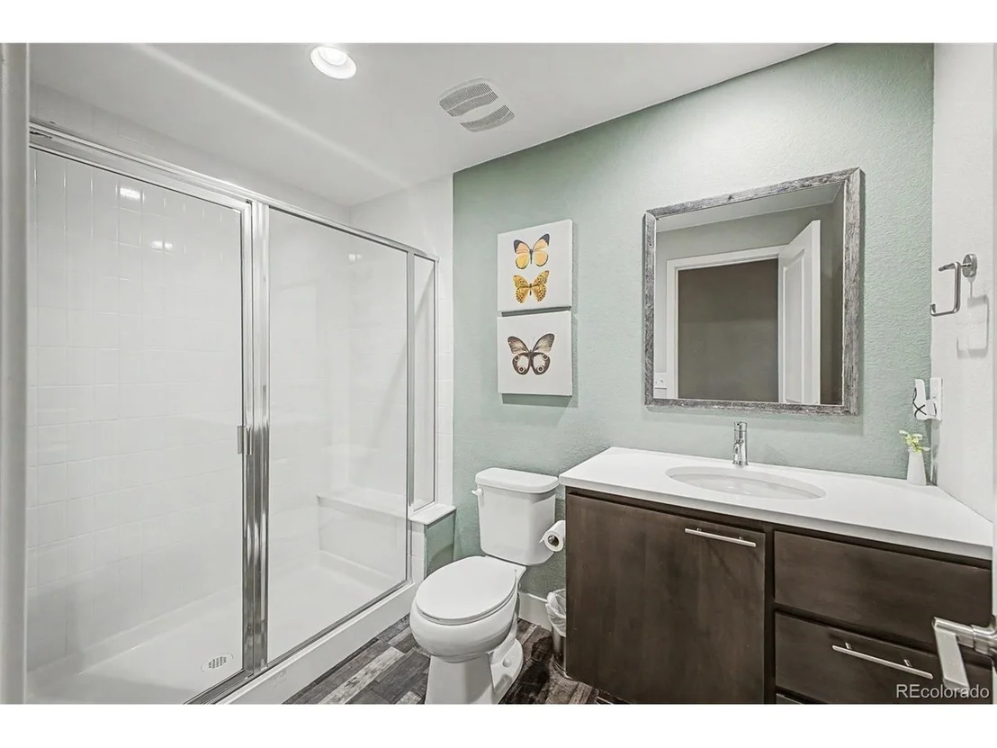 Photo of 2150 W 67th Dr