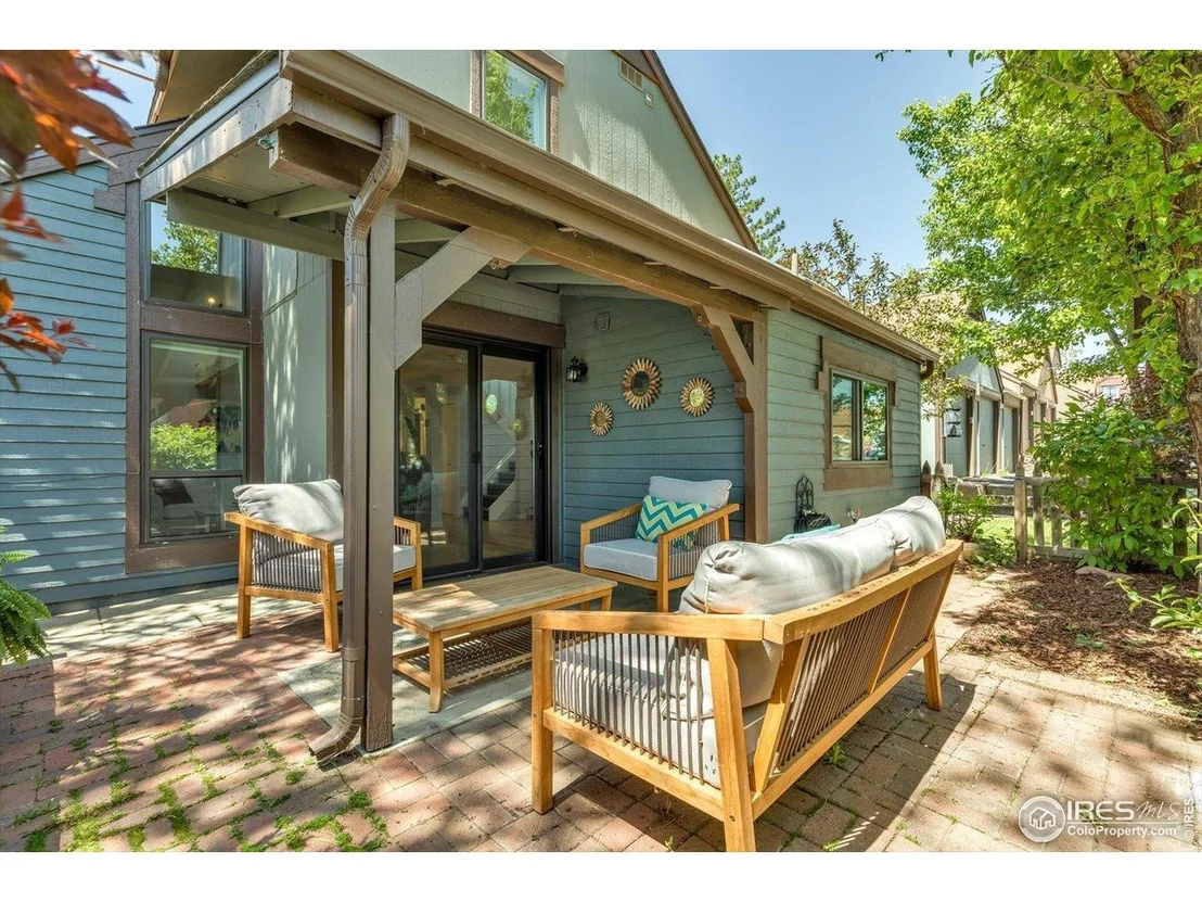 Photo of 3582 Smuggler Way